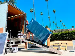 Moving from Los Angeles to California - Movers